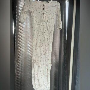 Lou Lou & Company Cream Floral Knotted Gown